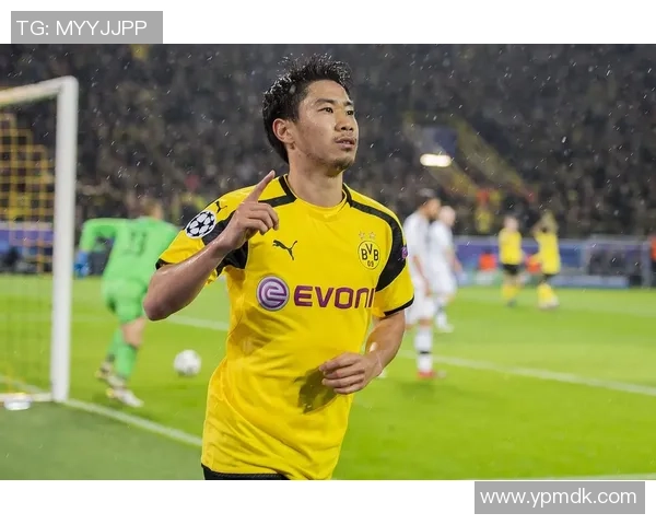 日本足球传奇人物的崛起与辉煌之路 从本田圭佑到香川真司的奋斗历程